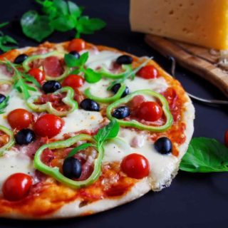 https://www.scarpedasballo.com/wp-content/uploads/2017/10/restaurant-italian-16-320x320.jpg